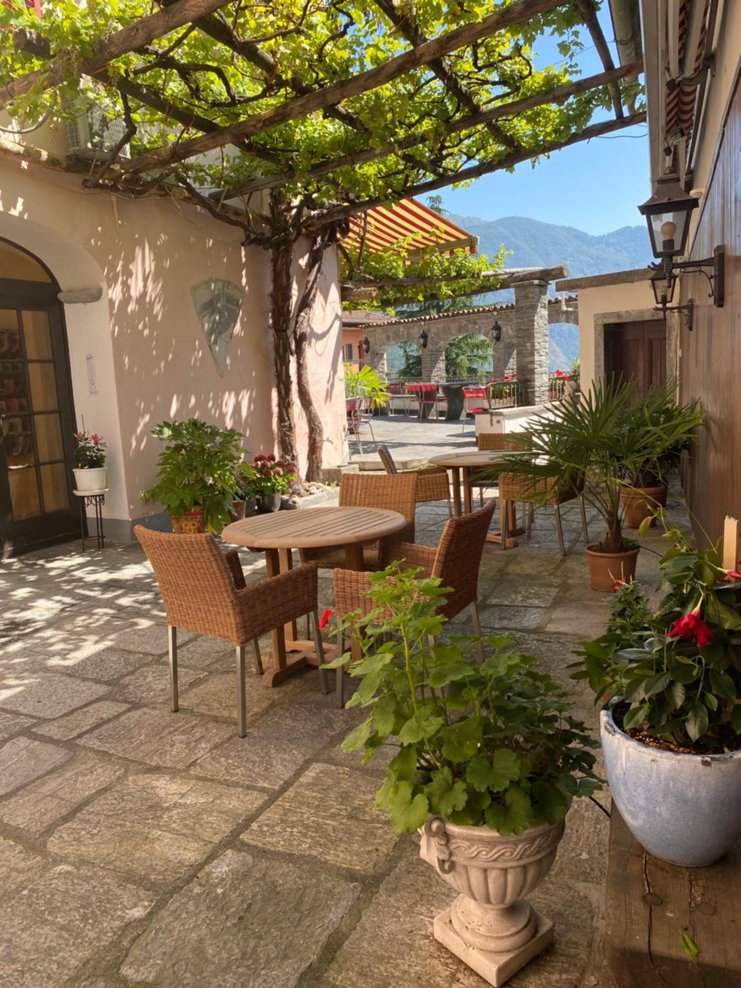 Hotel Antico Intragna Buitenkant foto