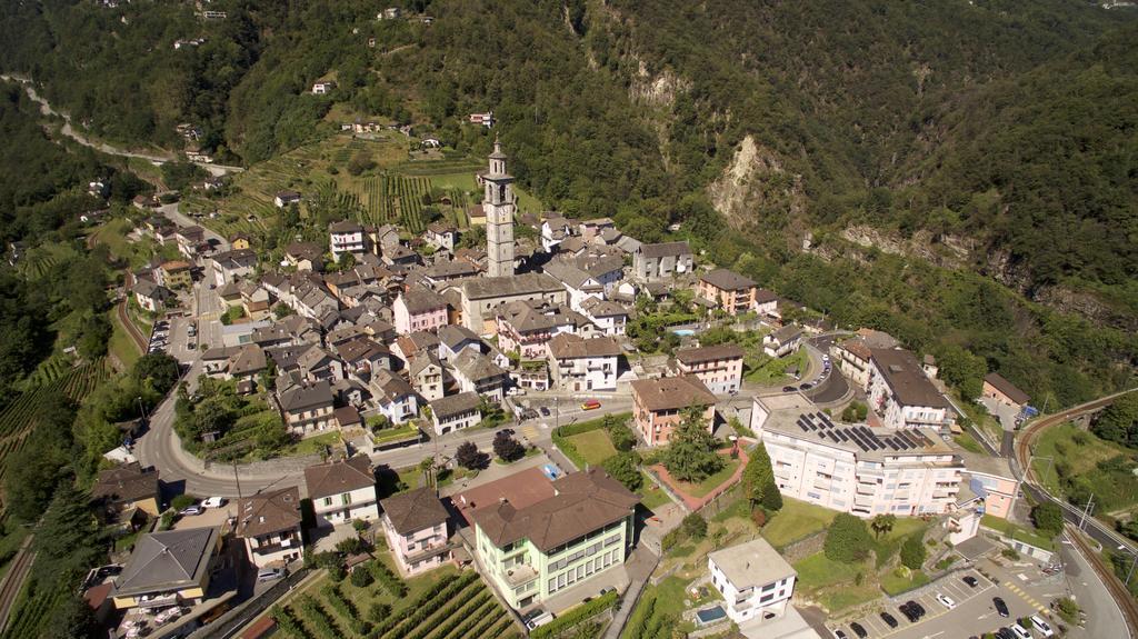 Hotel Antico Intragna Buitenkant foto
